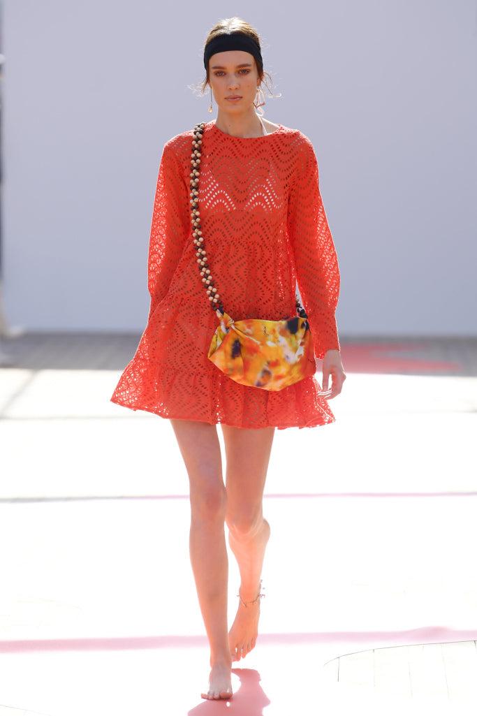 Jour Né Robe à Fronces En Broderie Anglaise