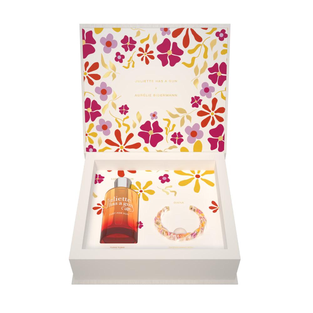 juliette has a gun Coffret Juliette has a gun x Aurélie Bidermann Avis : 1 review JULIETTE HAS A GUN x AURÉLIE BIDERMANN Édition limitée Les Maisons JULIETTE HAS A GUN et AURÉLIE BIDERMANN dévoilent une collaboration plac