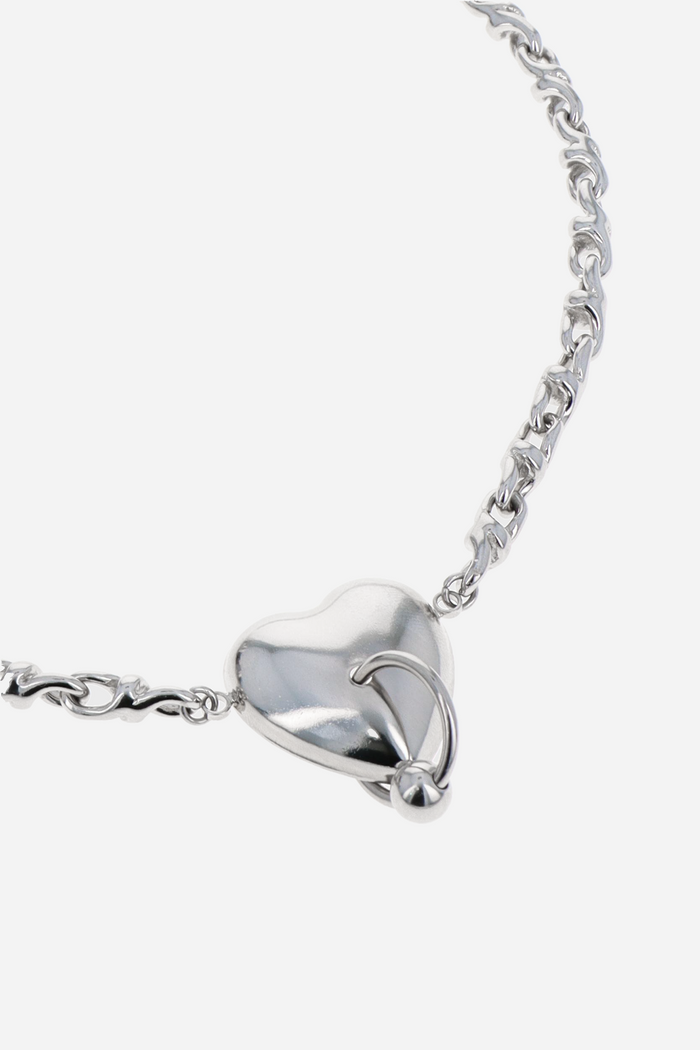 Justine Clenquet Collier Hartley