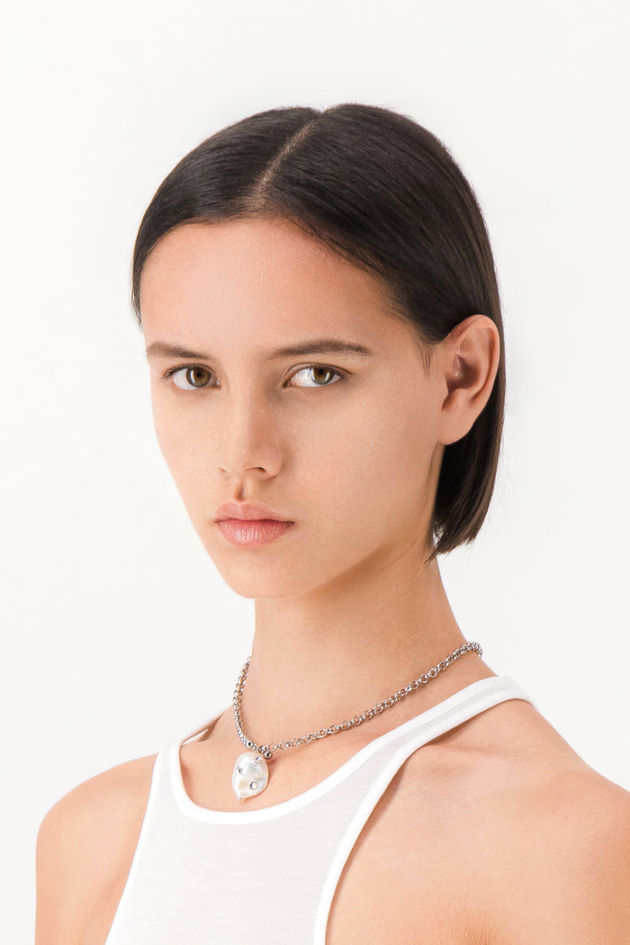 Justine Clenquet Collier Joan