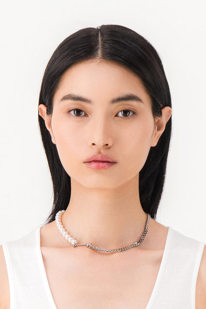 Justine Clenquet Collier Robyn