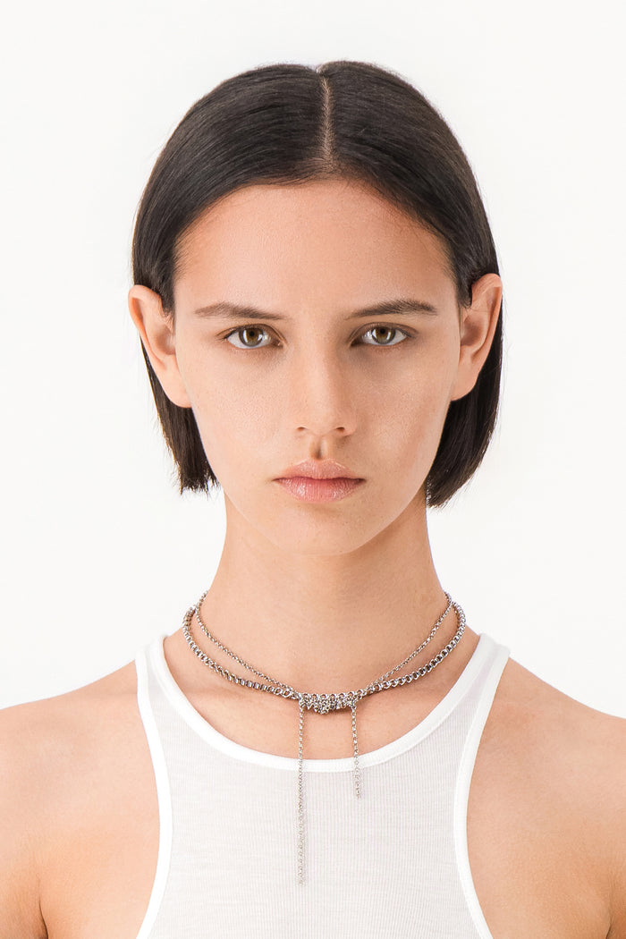 Justine Clenquet Collier Vera