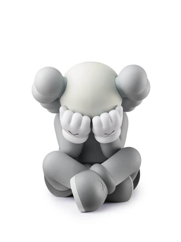 k.olin tribu Sculpture SEPARATED GREY by KAWS