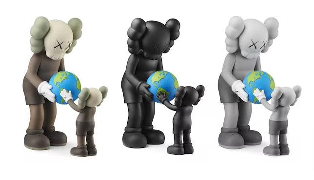 k.olin tribu Sculpture THE PROMISE PACK by KAWS