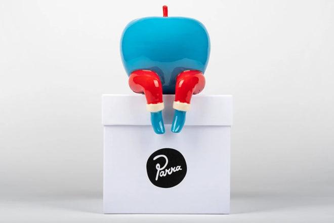 K.olin Tribu Sculpture AN APPLE ON THE EDGE By PARRA