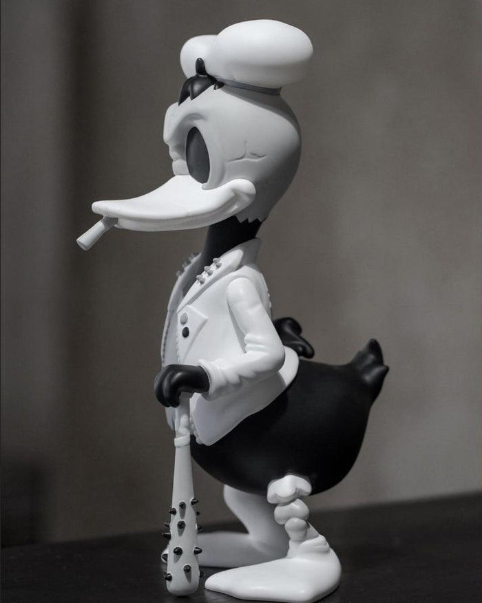 K.olin Tribu Sculpture ANGER ISSUES Drowning Edition By GONDEK