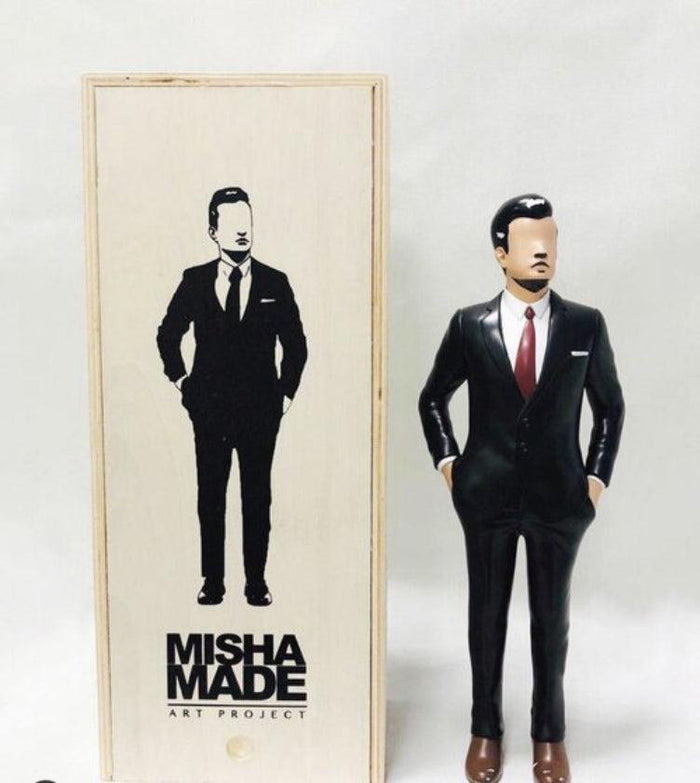 k.olin tribu Sculpture COUNTING STARTS First Version by ADRIANA OLIVER