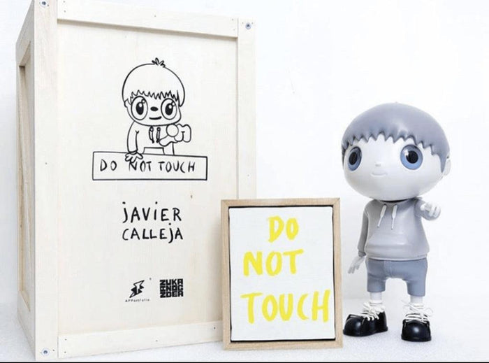 K.olin Tribu Sculpture DO NOT TOUCH By JAVIER CALLEJA