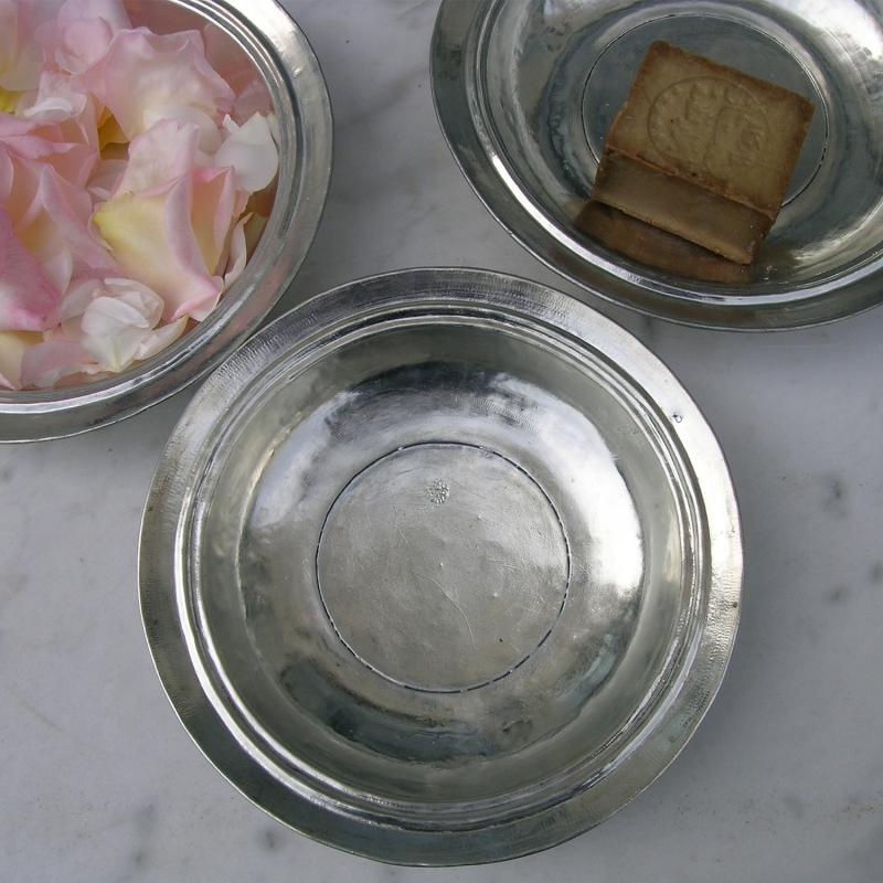 karawan authentic Assiette creuse ancienne en cuivre étamé