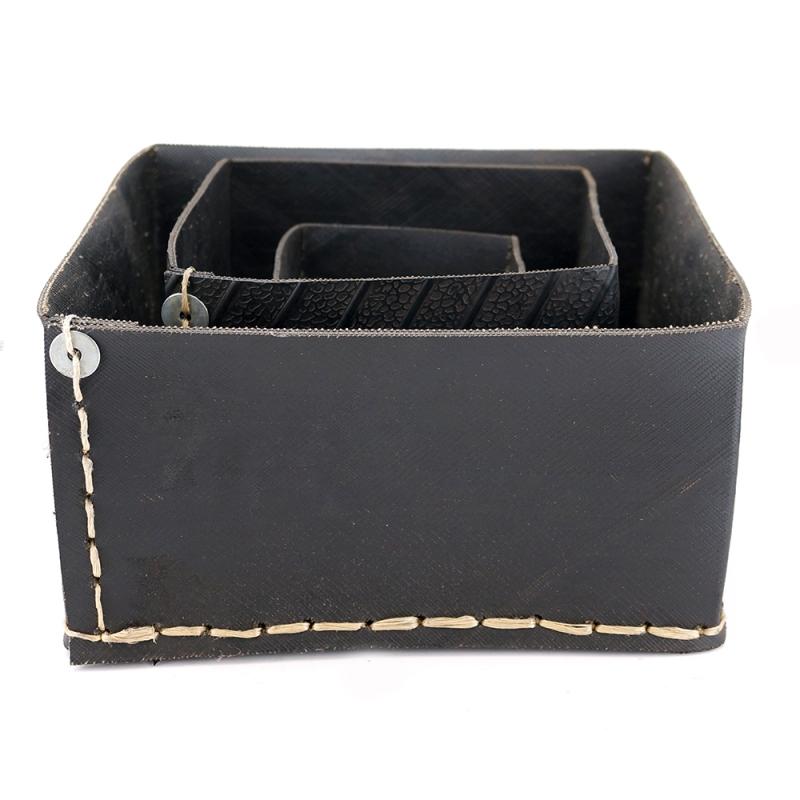 Karawan Authentic Boite Carré En Pneu Recyclé - Grand Modèle