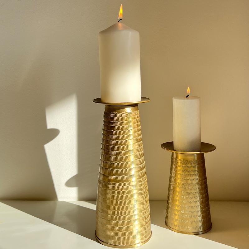 karawan authentic Bougeoir motif RIZ coloris doré mat à la finition martelée