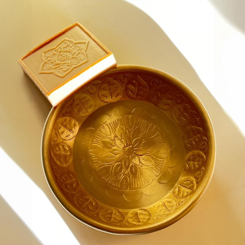 karawan authentic Coupelle dorée mat finition gravée