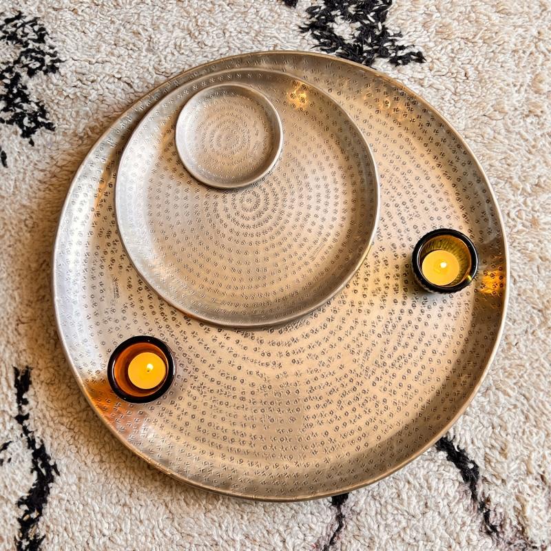 karawan authentic Coupelle / Plateau "Palmyr" argenté martelé et gravé