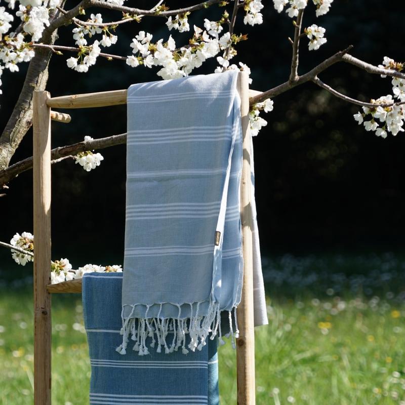 Karawan Authentic Fouta En Coton Biologique Blanc Et Nuage