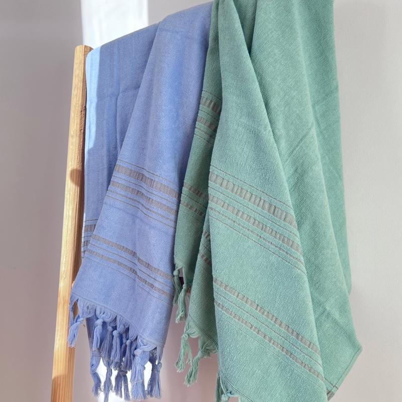 Karawan Authentic Fouta En Coton Biologique Coloris AZURINE Tissée Avec Une Face éponge Franges Nouées à La Main
