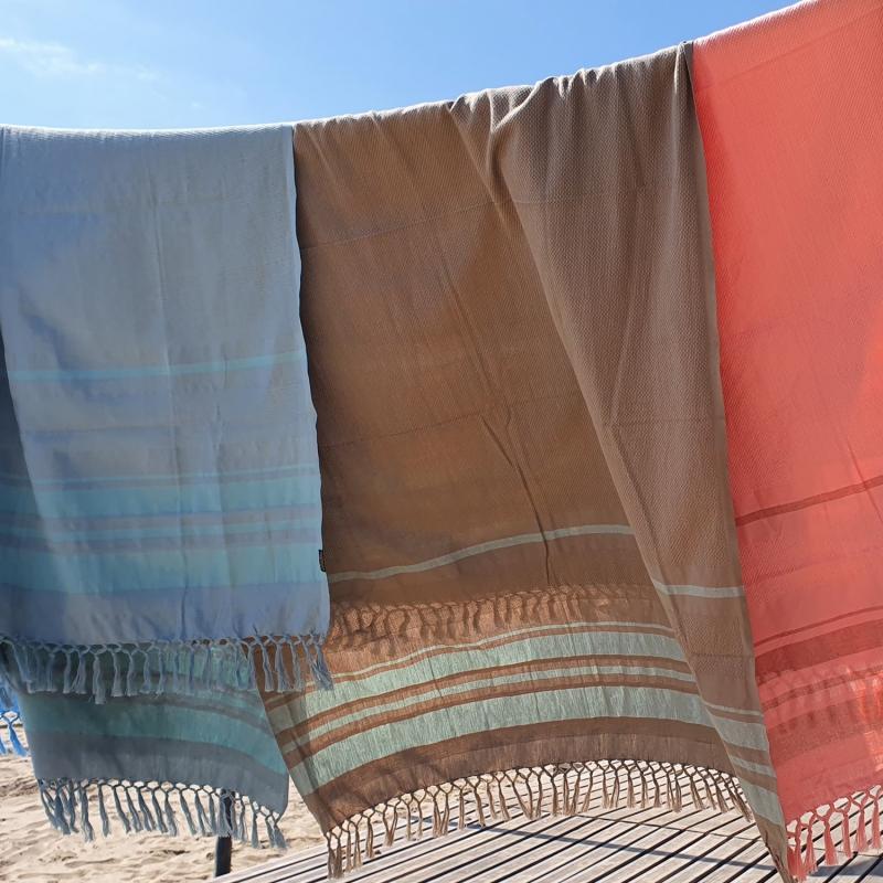 Karawan Authentic Fouta En Coton Biologique Coloris EARTH. Tissage à Plat Et Tissage Nid D'abeille Alternant Rayures Bicolores