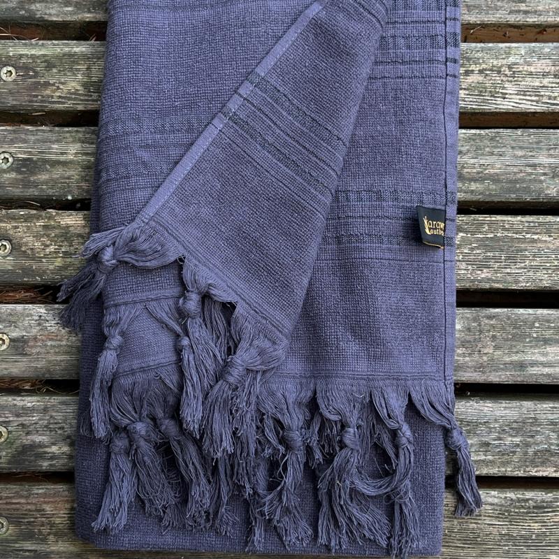 Karawan Authentic Fouta En Coton Biologique Coloris ONYX Tissée Avec Une Face éponge Franges Nouées à La Main