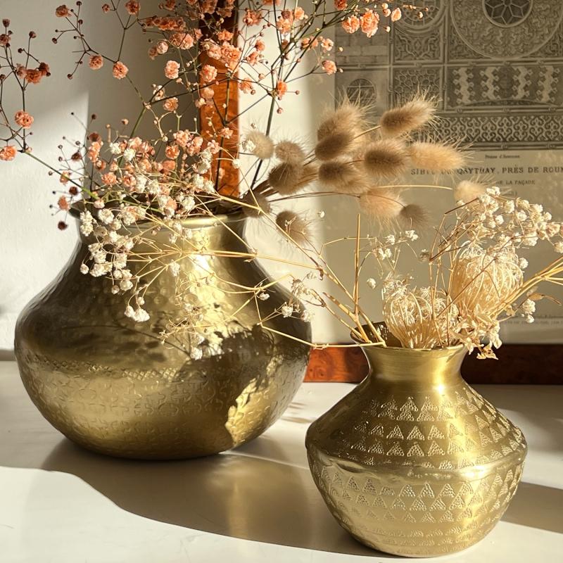 Karawan Authentic Grand Vase Déco Coloris Doré Mat à La Finition Martelée