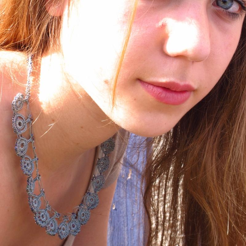 Karawan Authentic Collier "Eda" Gris Perle