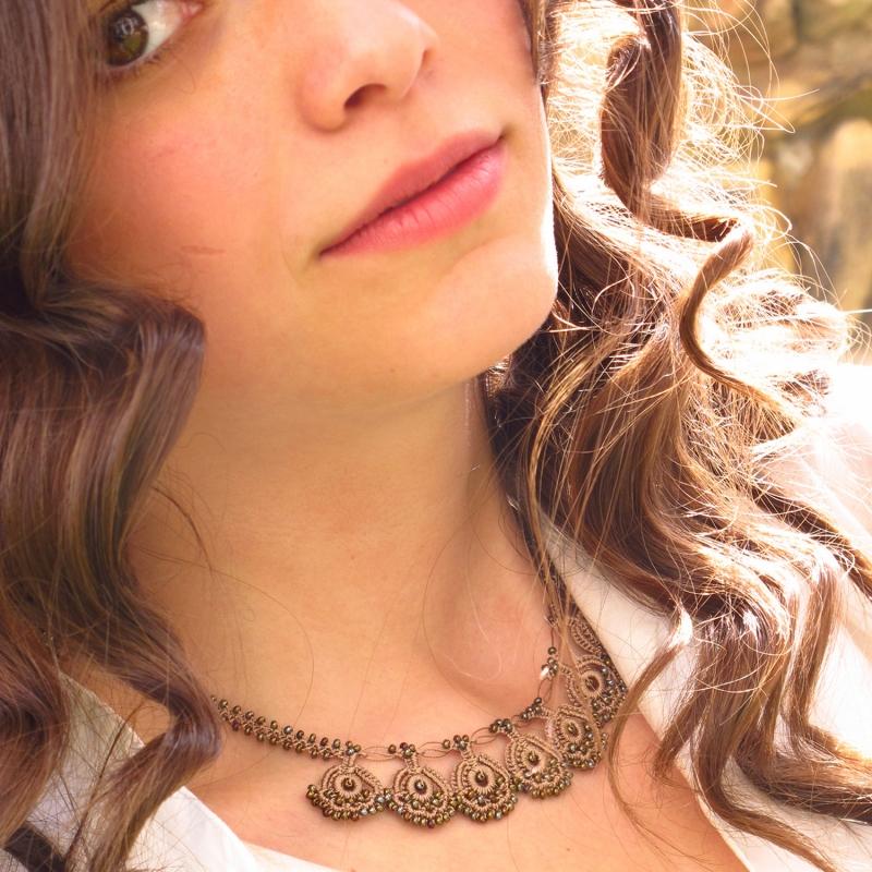 karawan authentic Collier "Eda" Sable doré