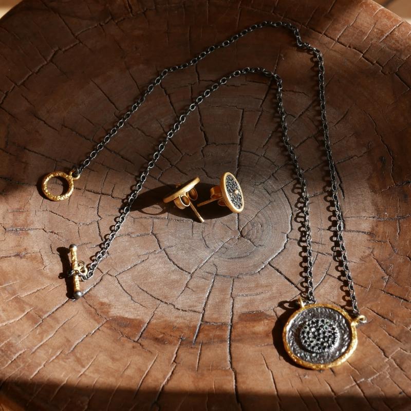 Karawan Authentic Pendentif "Nuit Des Temps"