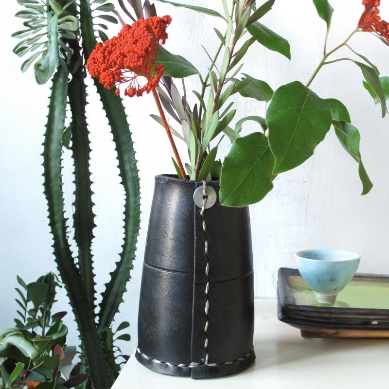 karawan authentic Pot haut en pneu recyclé