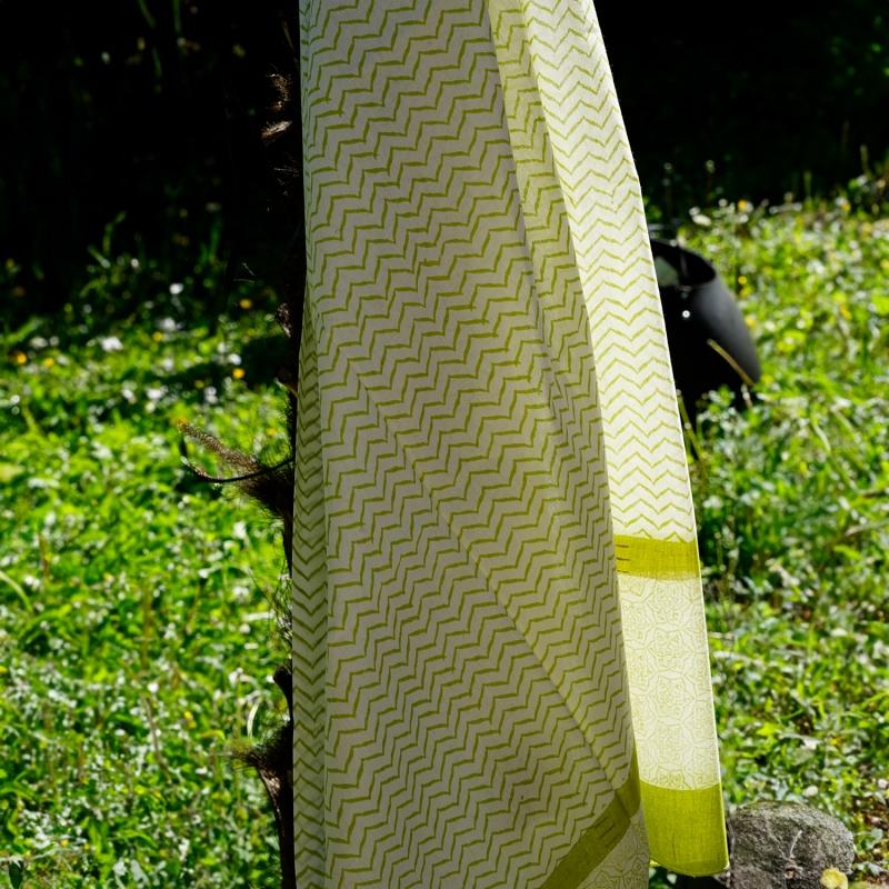 Karawan Authentic Paréo-chèche "Zigblock" Vert Bambou