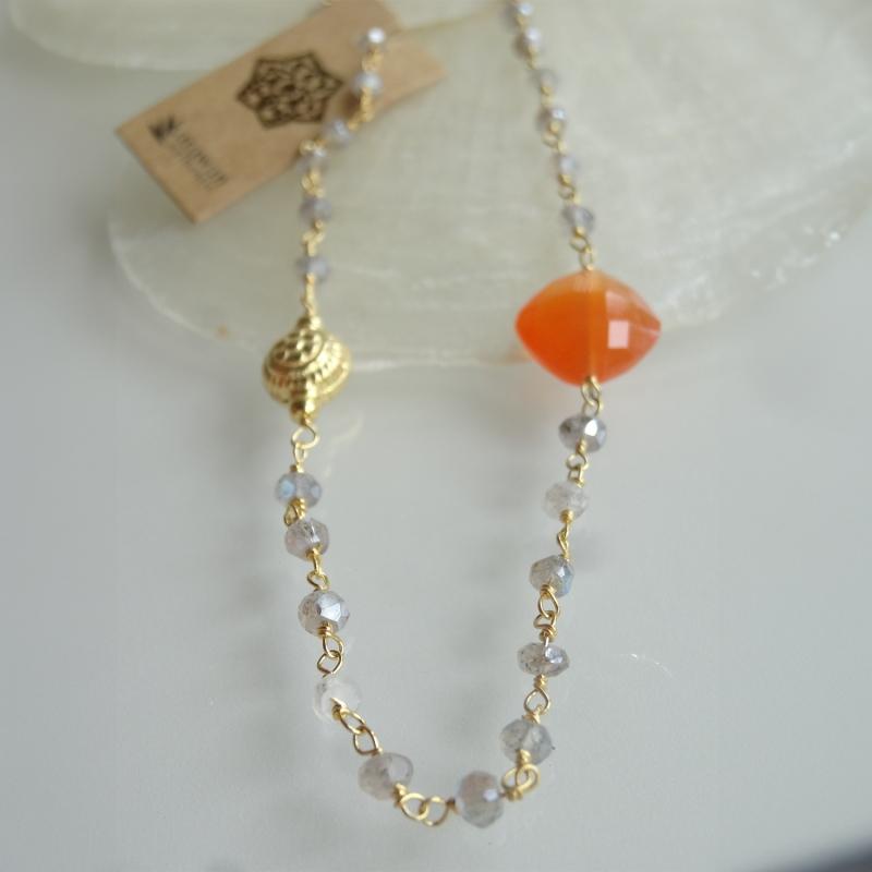 Karawan Authentic Tour De Cou "Ani" Labradorite & Cornaline