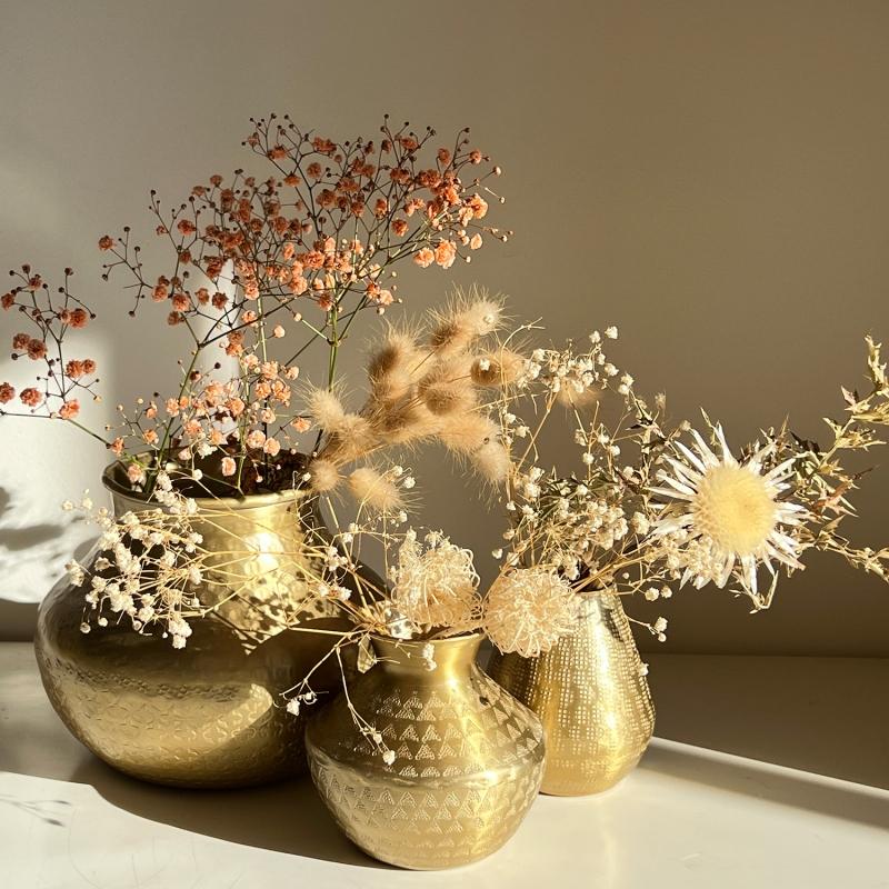 Karawan Authentic Vase Déco Coloris Doré Mat à La Finition Martelée