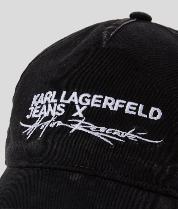 Karl Lagerfeld CASQUETTE EFFET DENIM DÉLAVÉ KLJ X ATELIER RESERVÉ