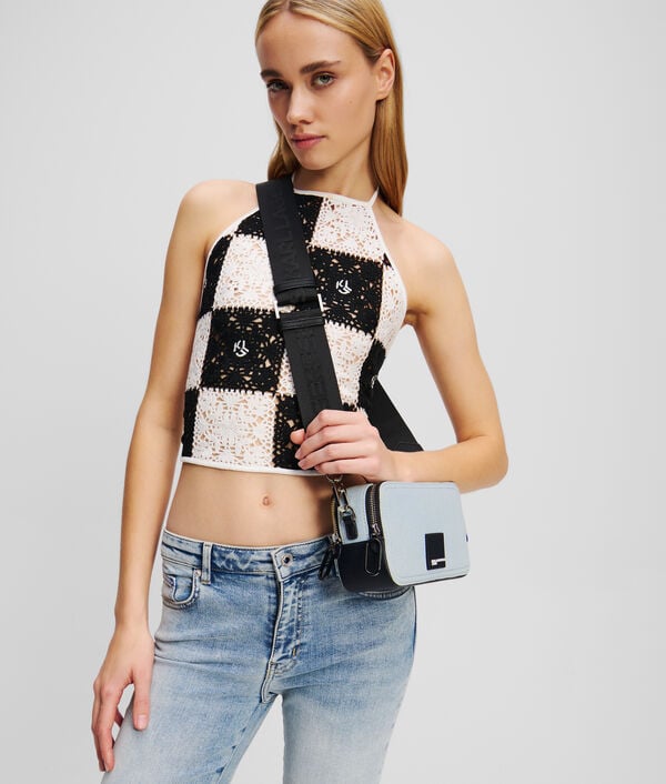 Karl Lagerfeld SAC POUR APPAREIL PHOTO EN DENIM AVEC LOGO CARRÉ