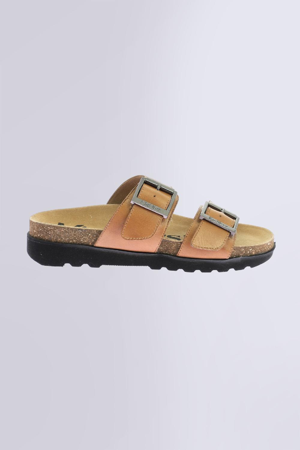 Kickers Kick Lisa Camel