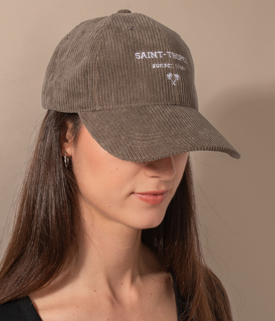 kiwi saint tropez Casquette velours côtelé brodée large
