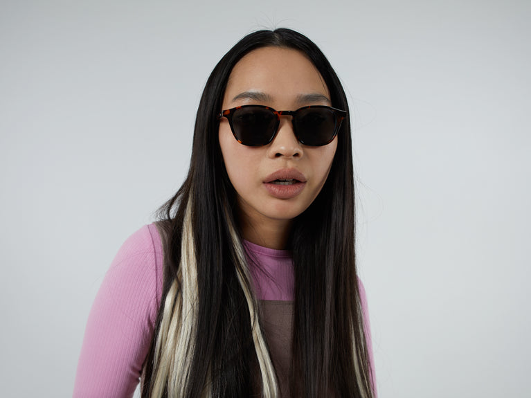 Komono Marlon Tortoise Glass Wing