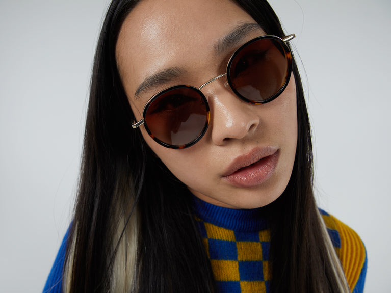 Komono Pete White Gold Tortoise Blond Wing