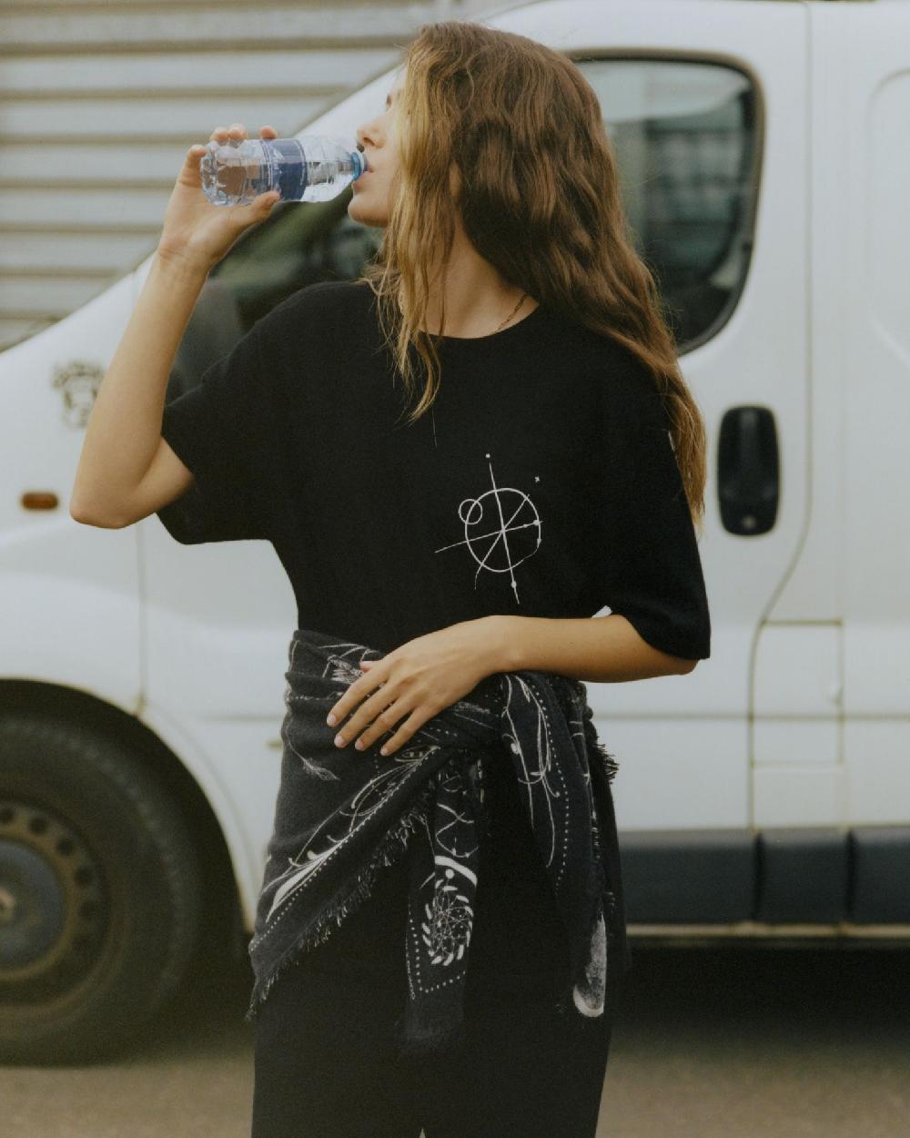 Kujten T-shirt Rivastral T-Shirt Cachemire Col Rond Unisexe