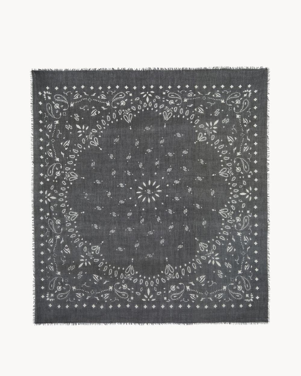 Kujten Très Grand Bandana Effy Très Grand Bandana Voile De Cachemire Imprimé