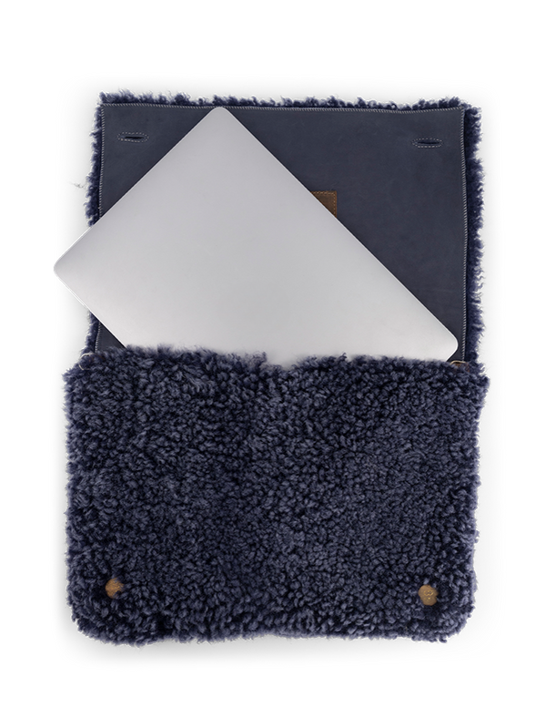 kywie iPad or Laptop Sleeve 13inch blue reverse