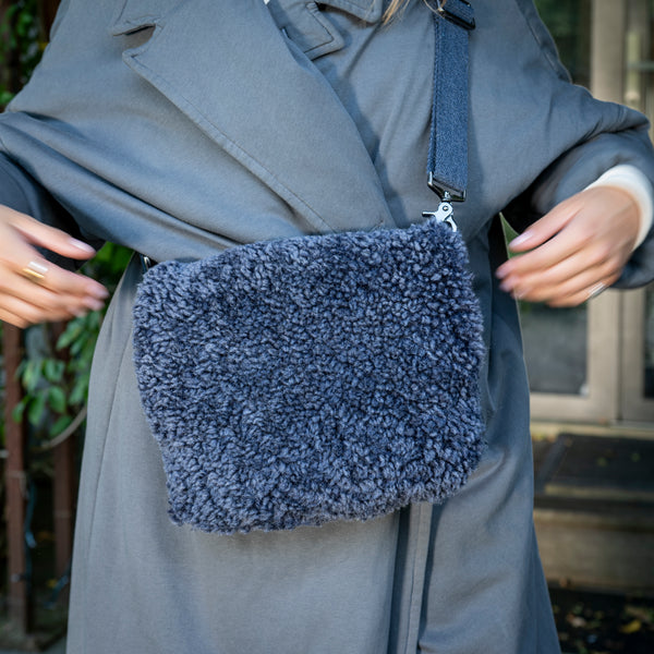 Kywie Kywie Muff Blue Reverse