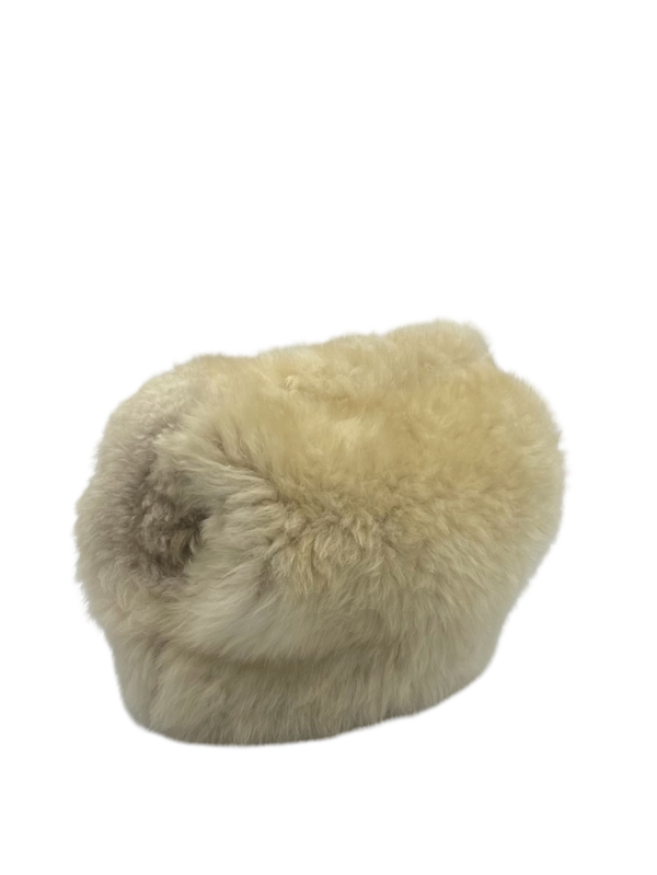 kywie kywie muff fluffy stone