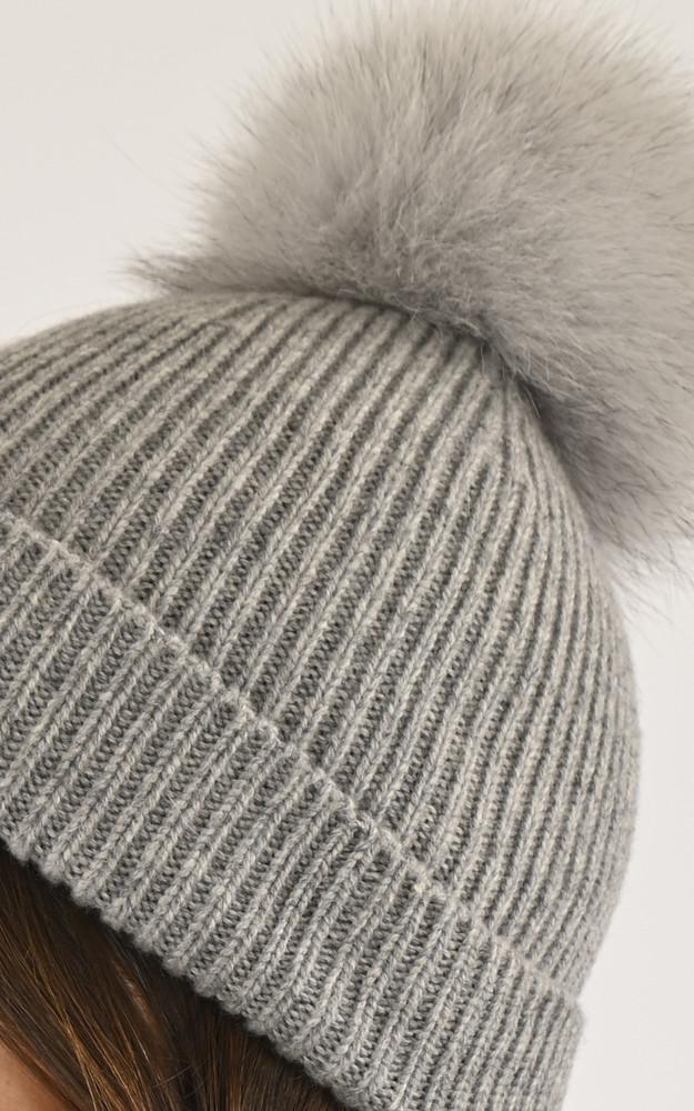 La Canadienne Bonnet Cachemire Et Renard Gris Clair