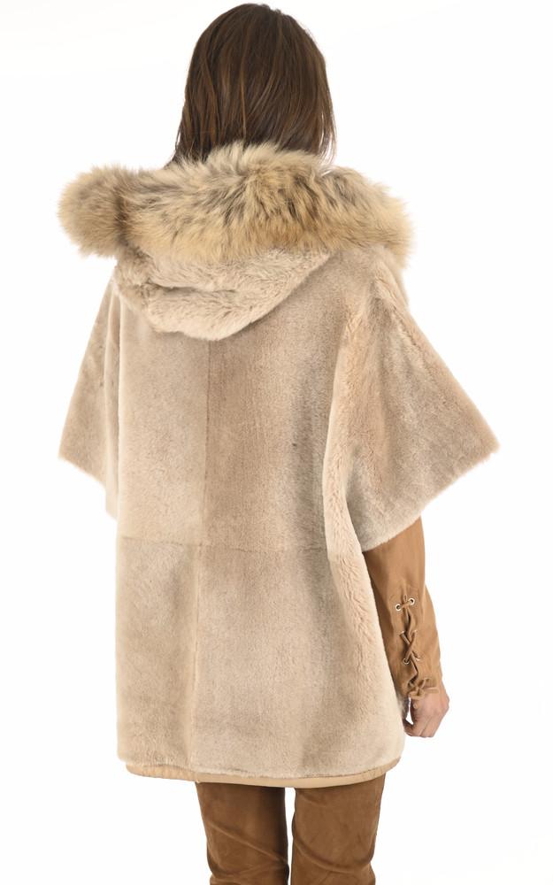 La Canadienne Cape Réversible Mérinos Et Fourrure Crème
