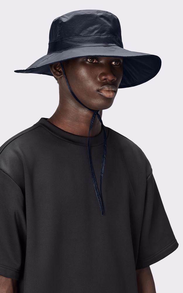 la canadienne Chapeau de pluie Boonie hat bleu marine