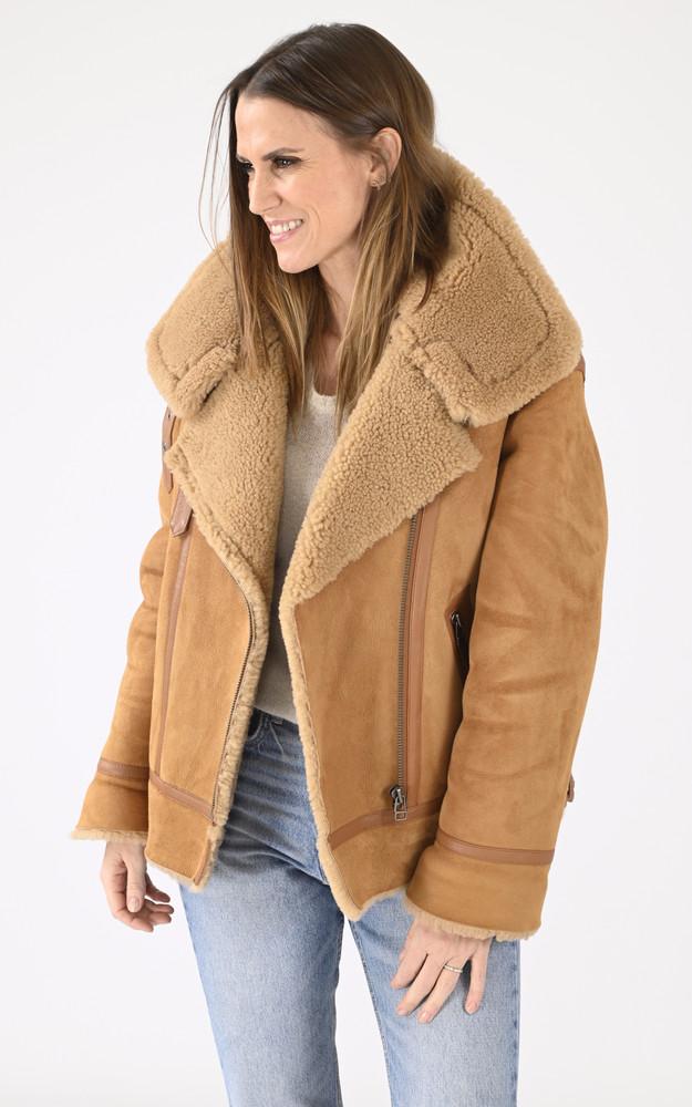 La Canadienne Bombardier Christelle Tobacco