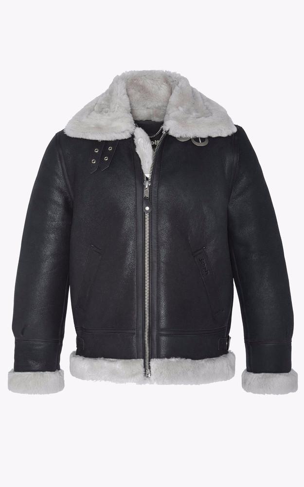 la canadienne Bombardier LC1259 noir