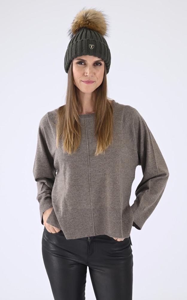 la canadienne Bonnet laine et raccoon kaki