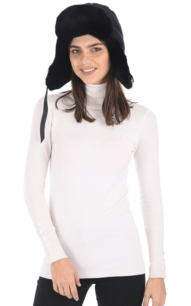 la canadienne Chapka en lapin rex noir