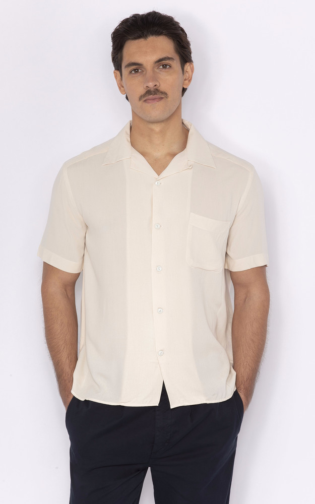 la canadienne Chemise manches courtes écru