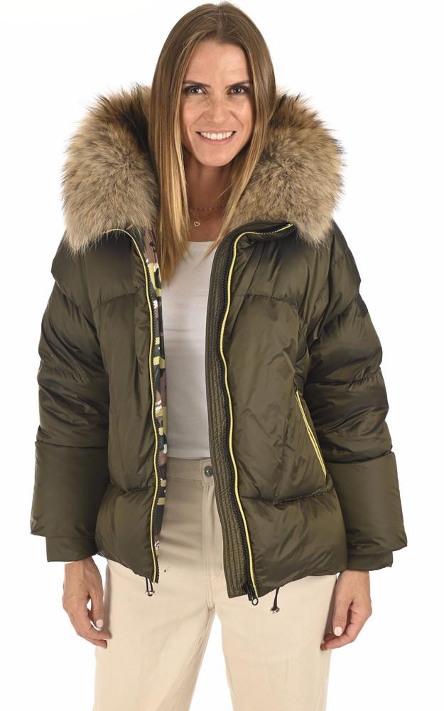 La Canadienne Doudoune Kaki Avec Fin Raccoon