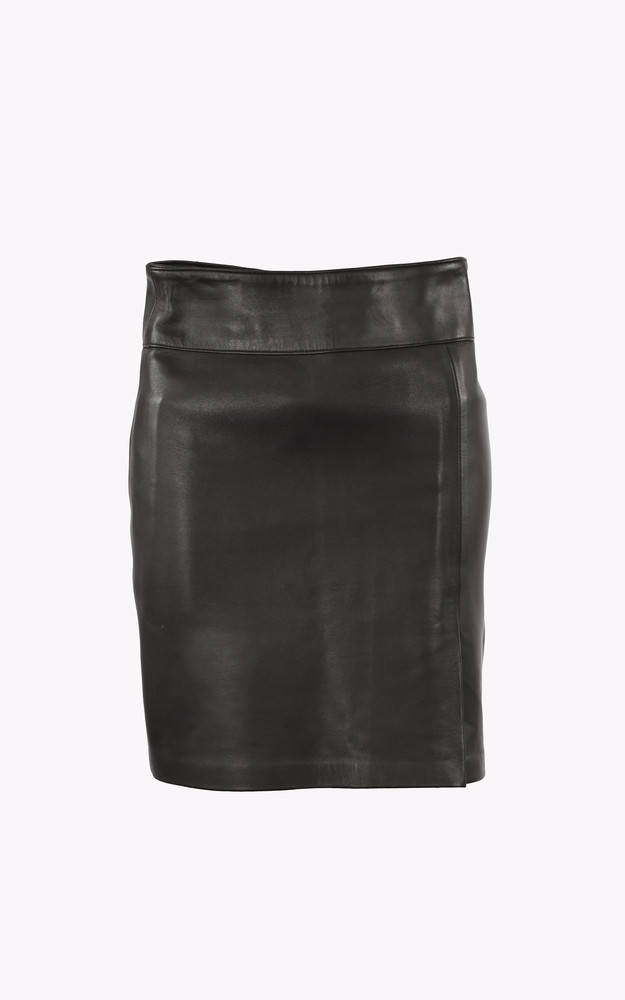 La Canadienne Jupe Courte Cintrée Cuir Noir